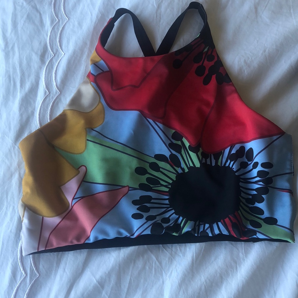 Onzie sports bra